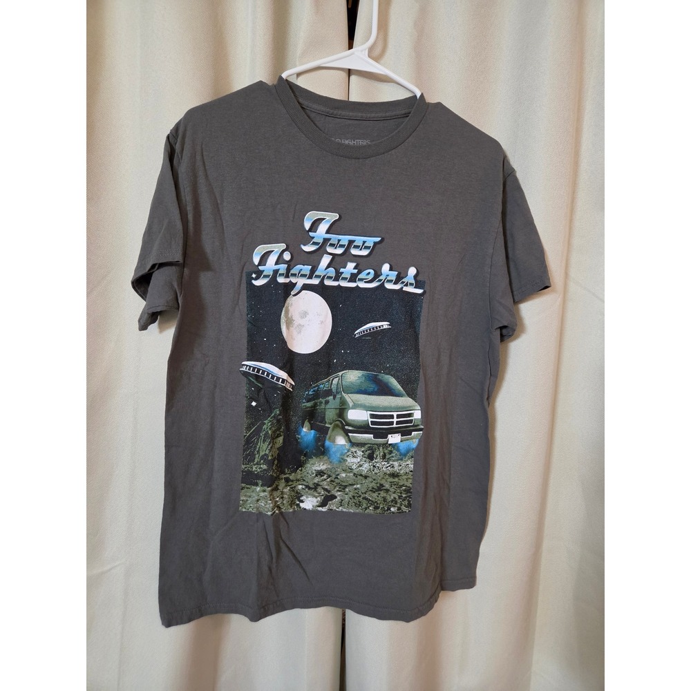 Foo Fighters Mens Graphic T-Shirt Gray Space Van UFO Band Tee Size Medium